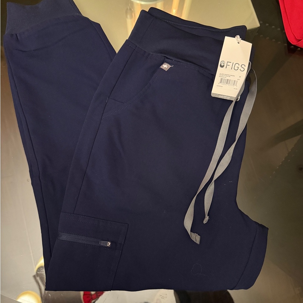 FIGS scrubs
